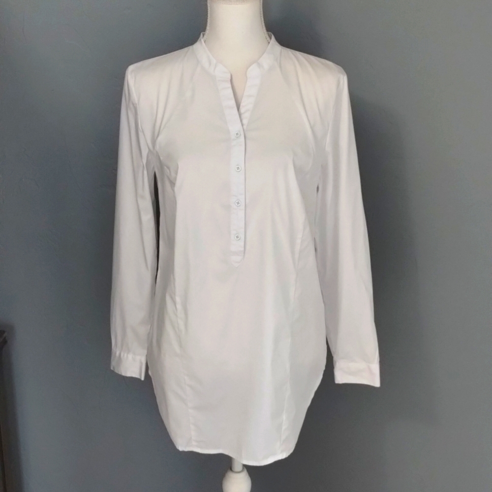 Tribal women's size small white 4-button popover long sleeve